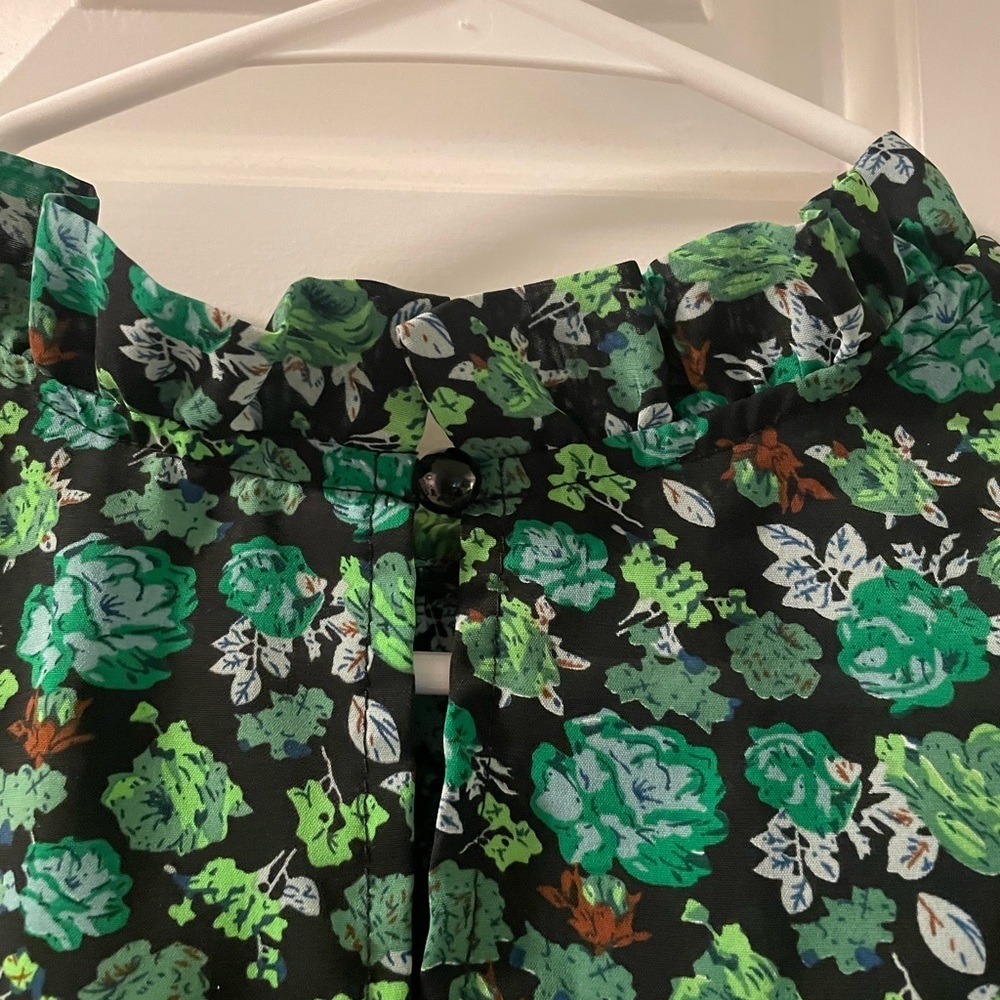 SHEIN Green Floral Long Sleeve Top - Picture 5 of 7